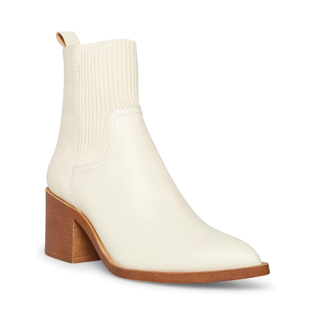 Steve Madden “Abriel” Natural Leather Boots